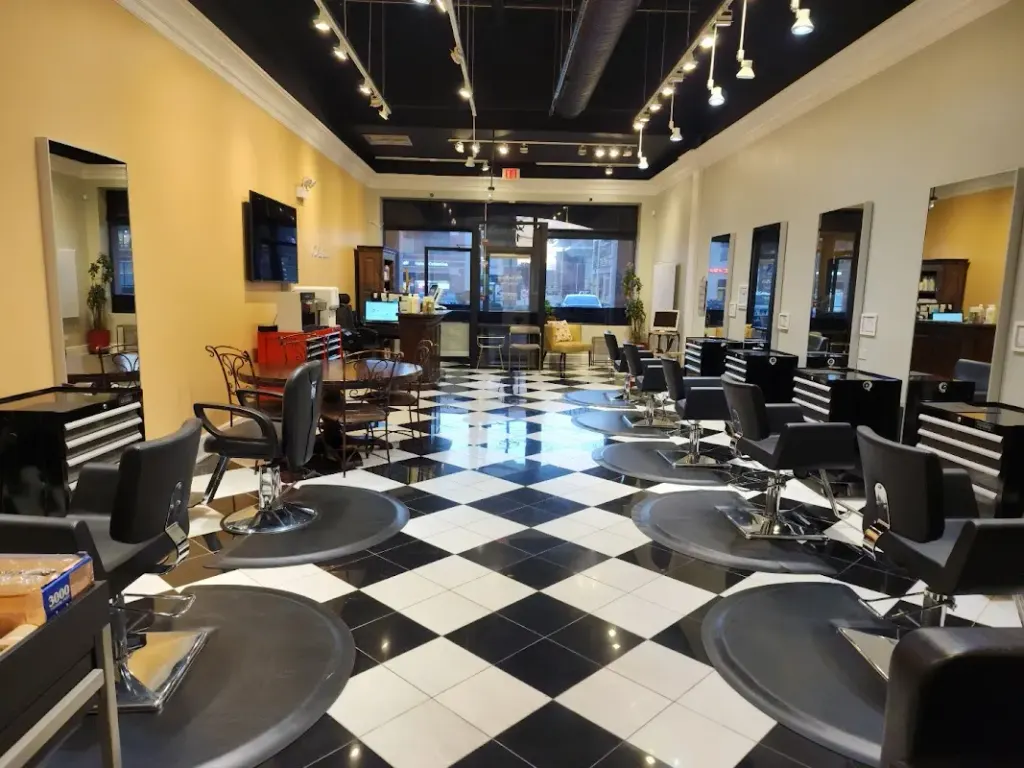 Kim Sun Young Hair Design — Beauty salon in Glenview